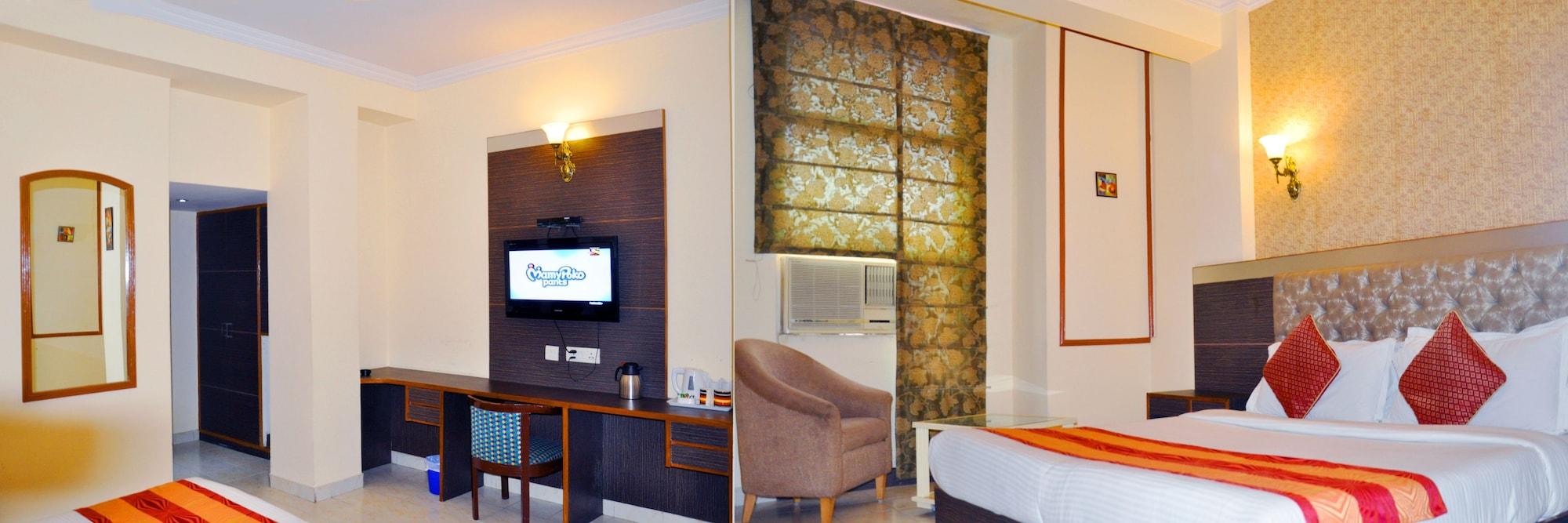 The Crest Inn Делі Екстер'єр фото